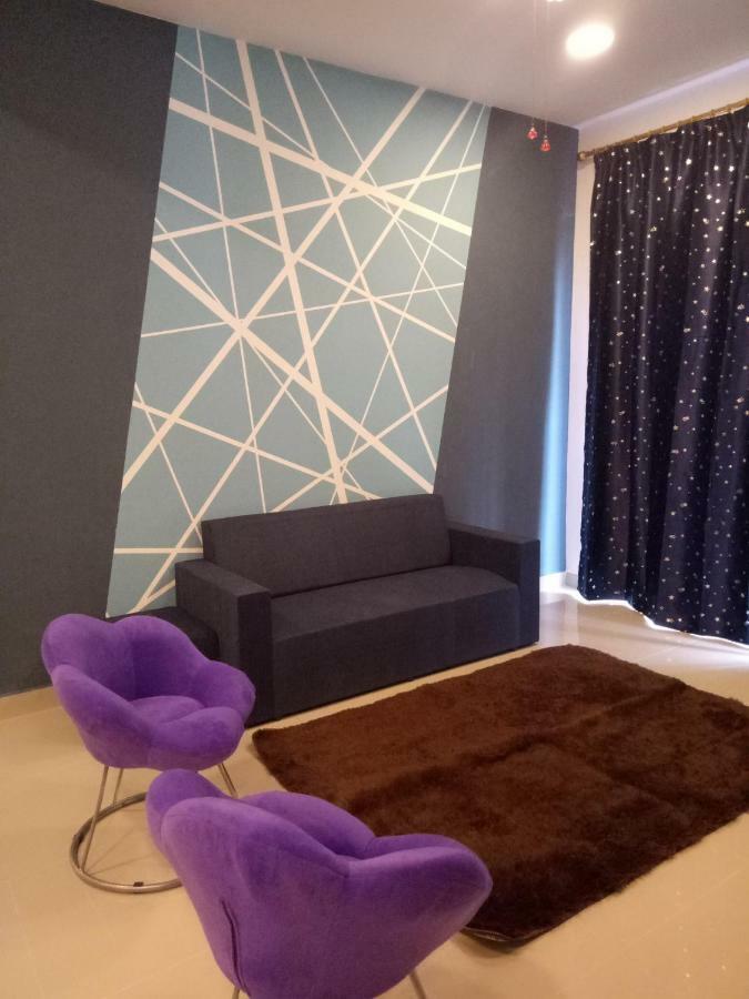 Icolor Home & Stay Ch5 Танах-Рата Екстер'єр фото